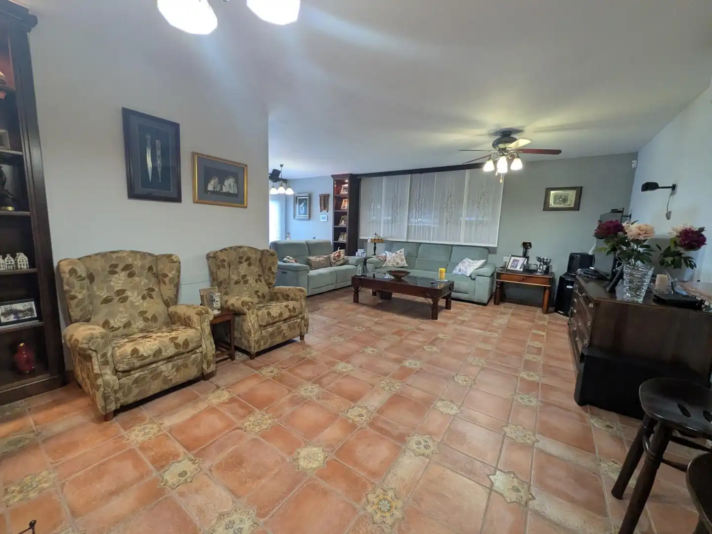 Sala d'estar de Casa o xalet en venda en Valdeaveruelo amb Aire condicionat, Calefacció i Jardí privat