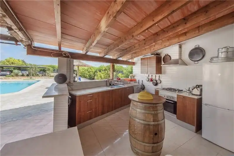 Cuina de Finca rústica en venda en  Palma de Mallorca amb Aire condicionat, Calefacció i Jardí privat