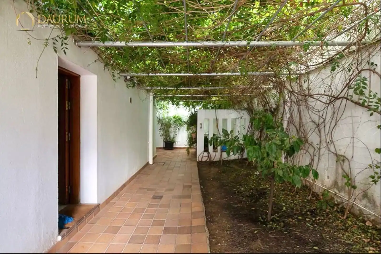 Jardí de Casa o xalet en venda en Sevilla amb Aire condicionat, Calefacció i Terrassa