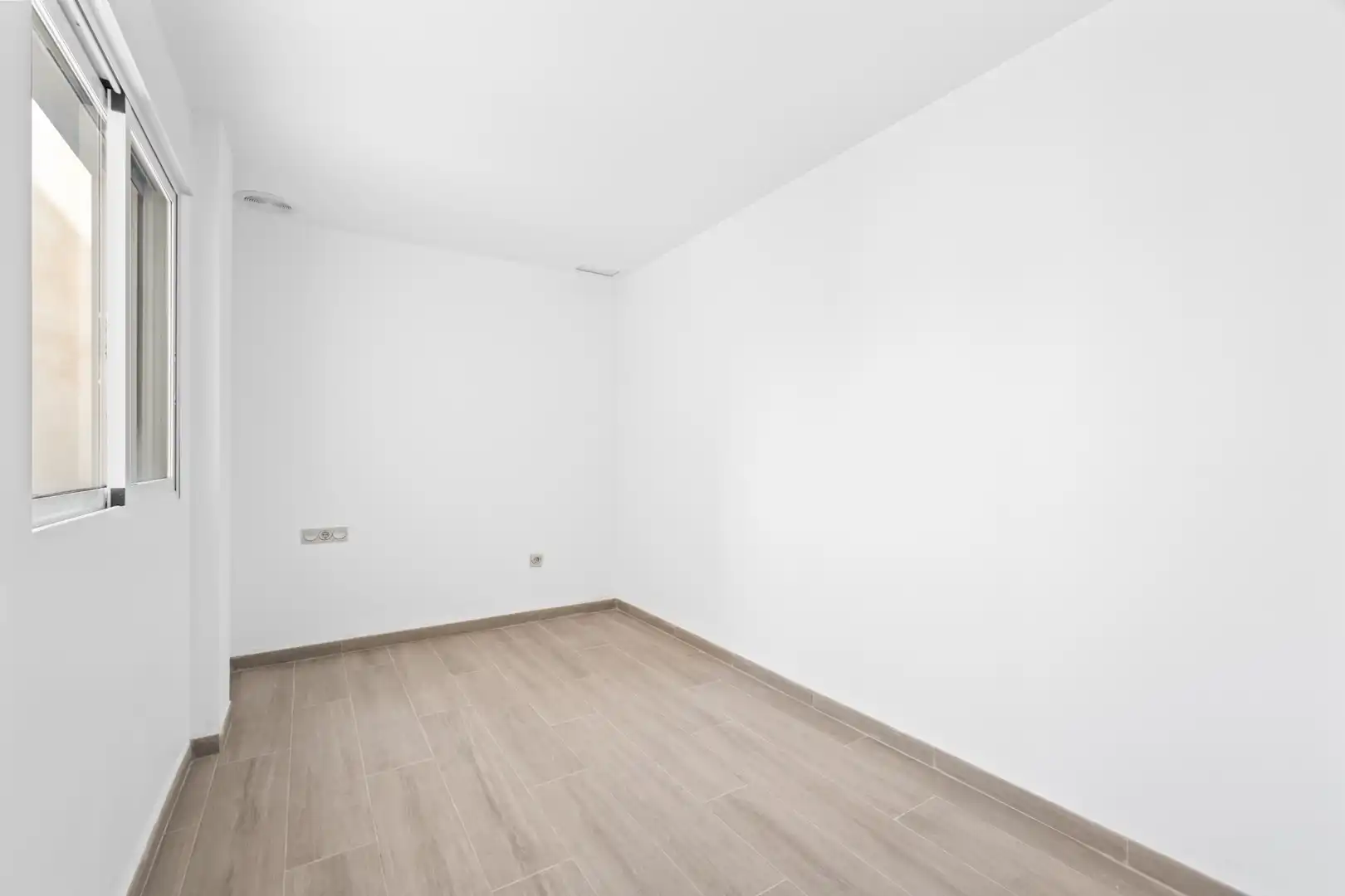 Apartments for sale in Las Bayas