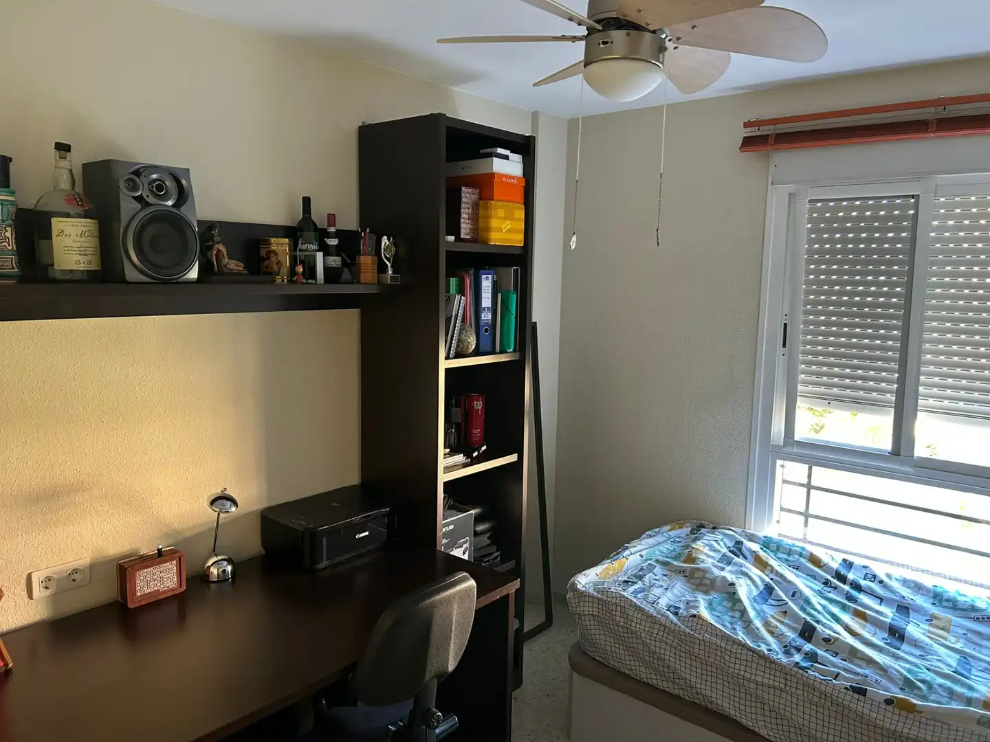 Habitación de Piso en venta en Málaga con Aire acondicionado, Terraza y Trastero