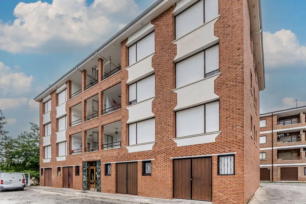 Piso en venta en Barrio Galaz, imagen 2