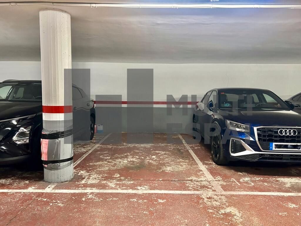 Parkplatz von Garage zur Miete in  Barcelona Capital