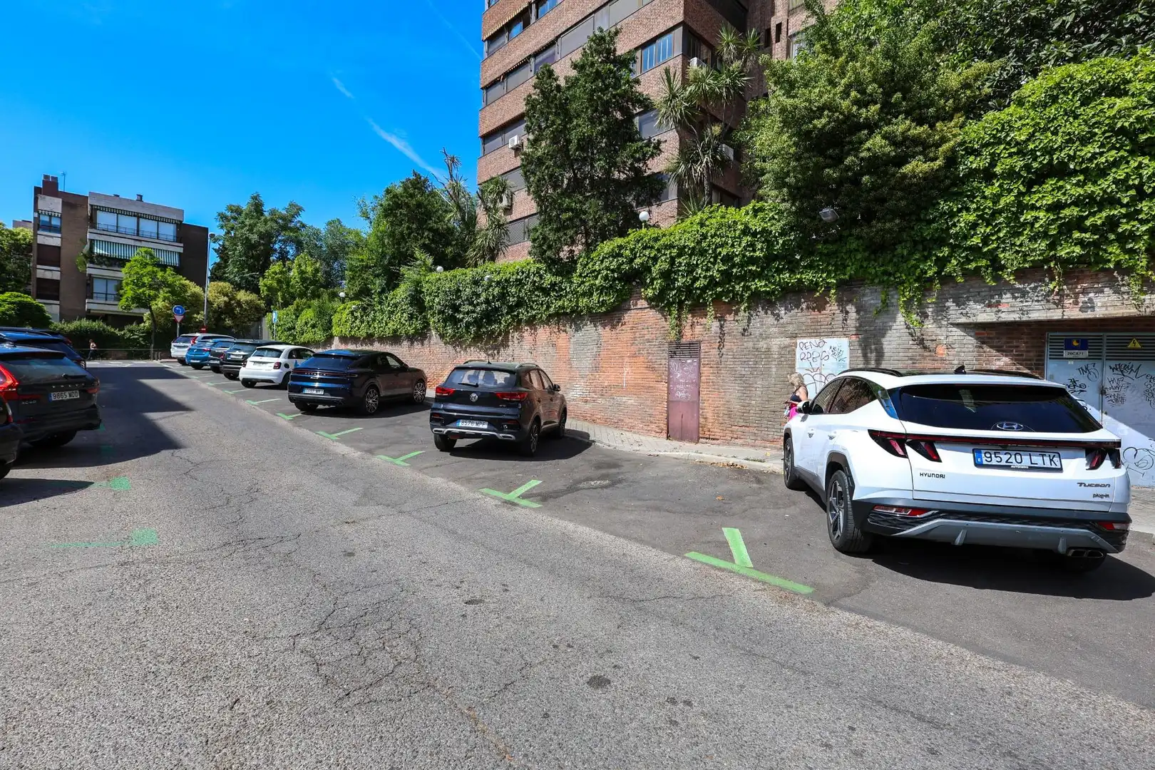 Aparcament de Apartament de lloguer en Madrid amb Aire condicionat, Calefacció i Parquet