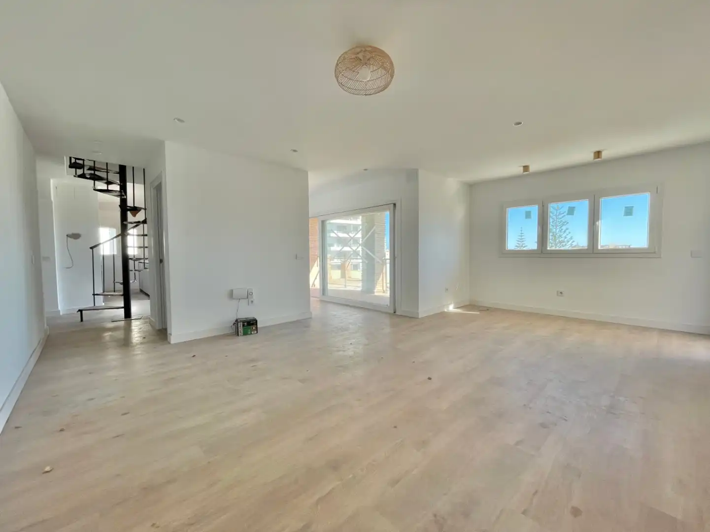 Apartament amb terrassa en venda a Montemar, imagen 4