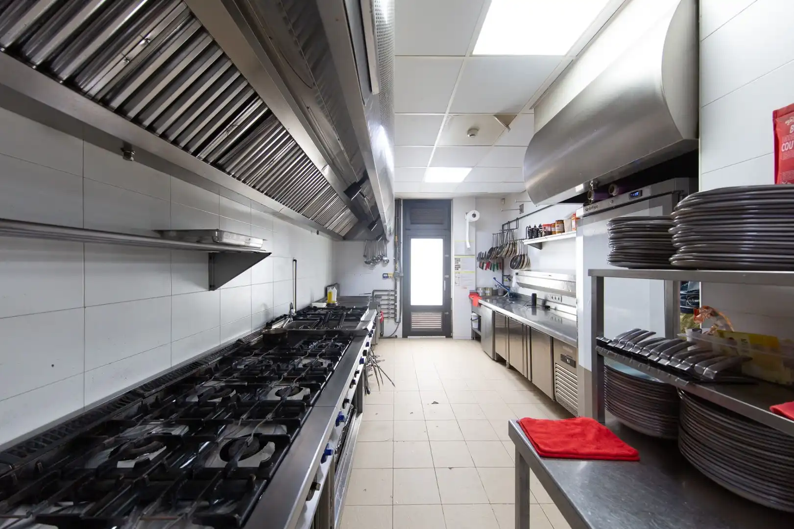 Cuina de Local en venda en Alicante / Alacant amb Aire condicionat i Moblat