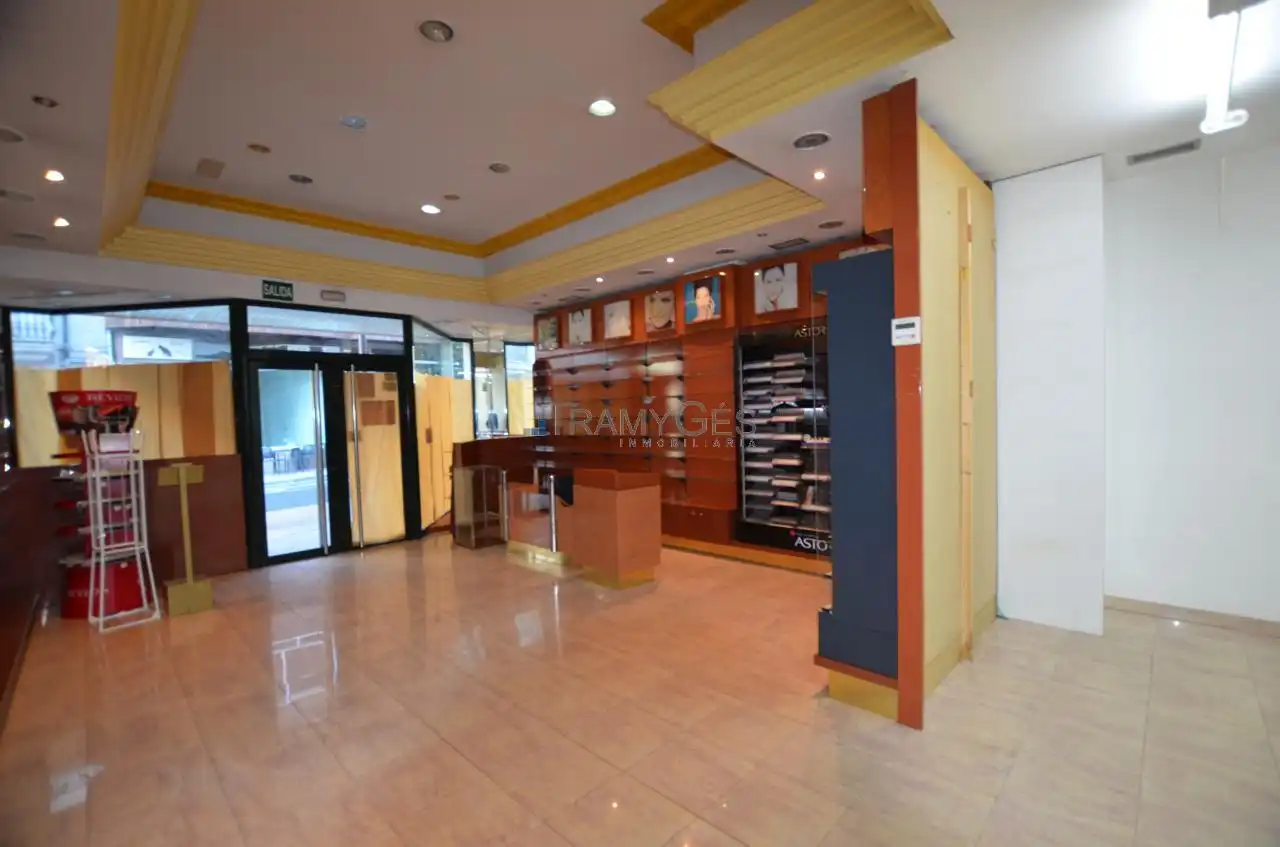 Commercial properties for sale in Tomiño  with Air Conditioner