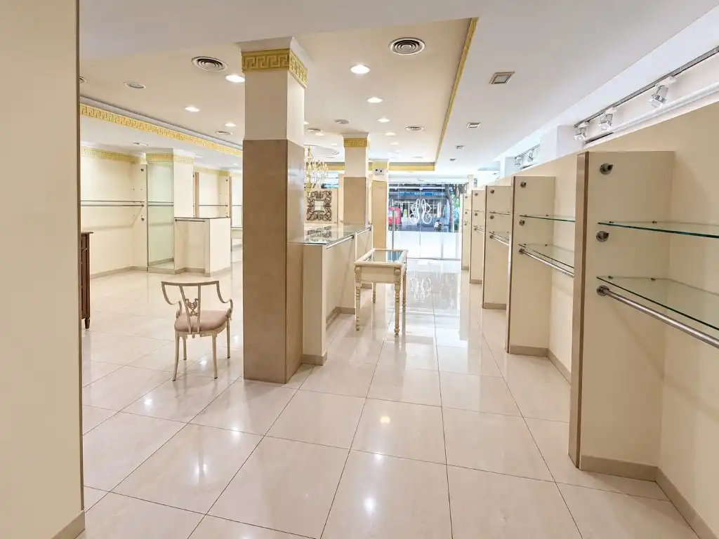 Business premises to rent in Avenida Vicente Ferri, imagen 8