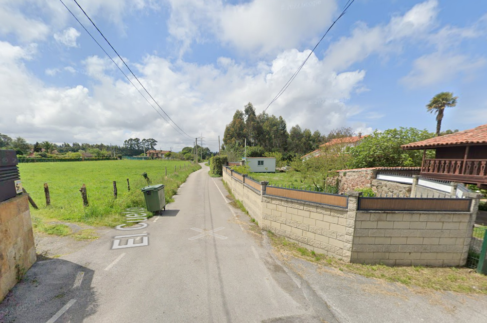 Exterior view of House or chalet for sale in Avilés