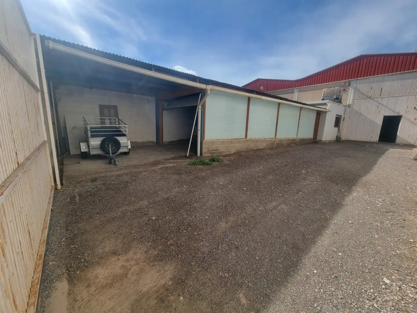 Parking of Industrial buildings for sale in Alhama de Almería