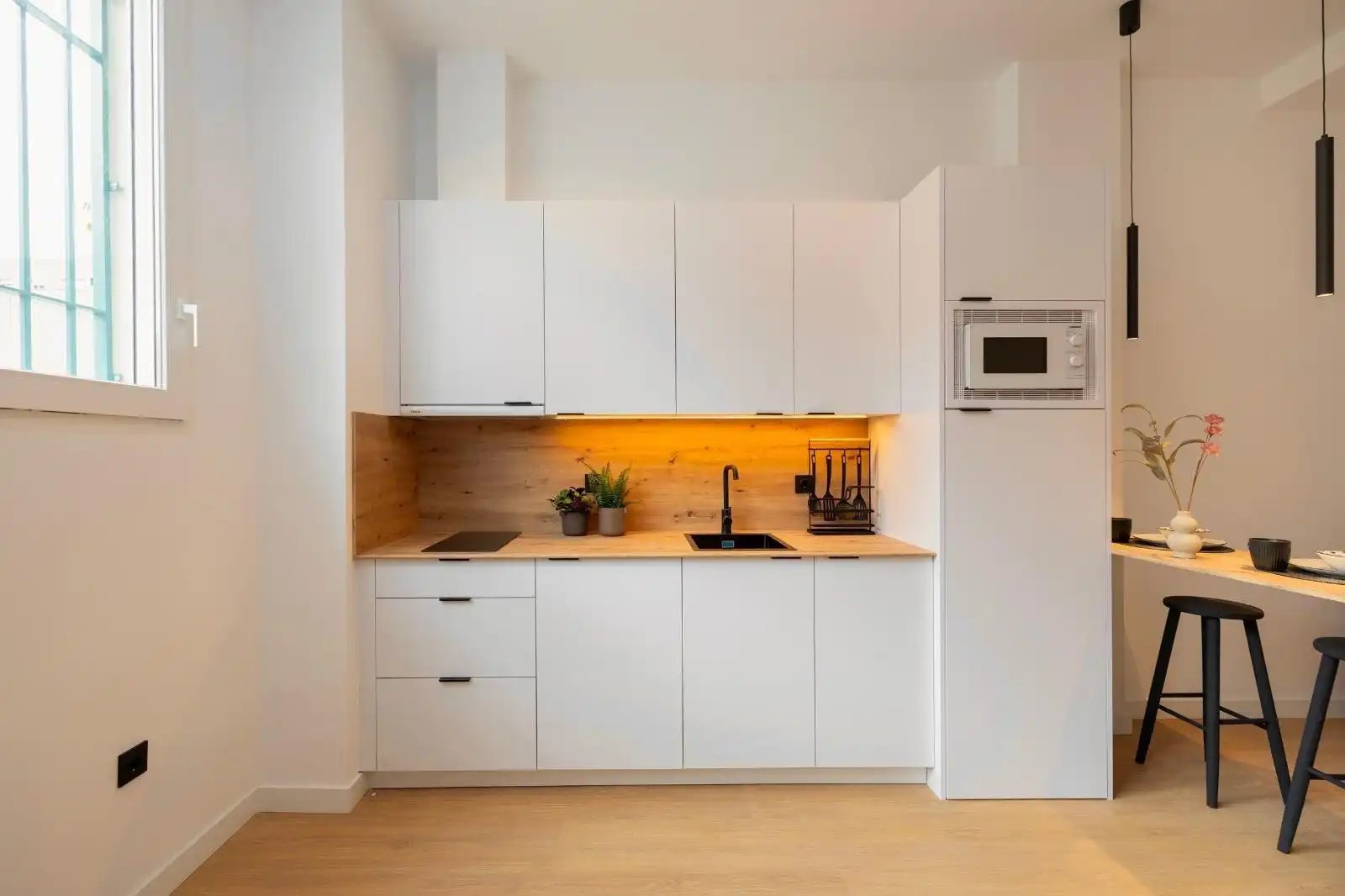 Cuina de Apartament en venda en Granada amb Aire condicionat, Calefacció i Moblat