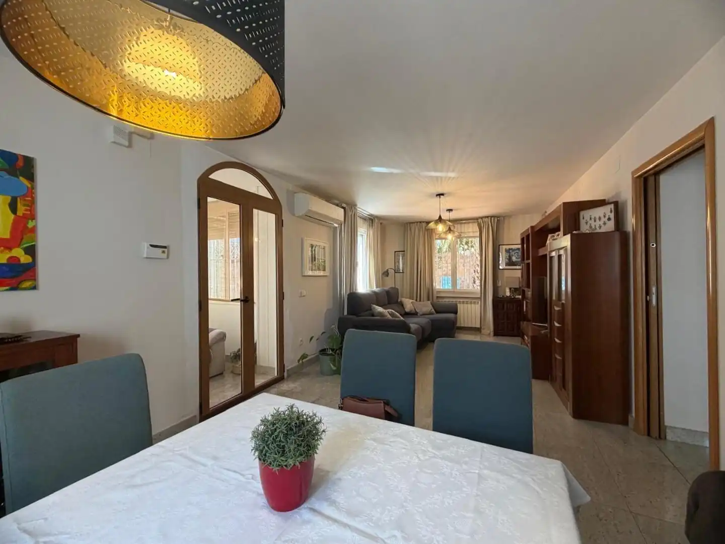 Menjador de Casa o xalet en venda en Madrid amb Aire condicionat, Calefacció i Jardí privat