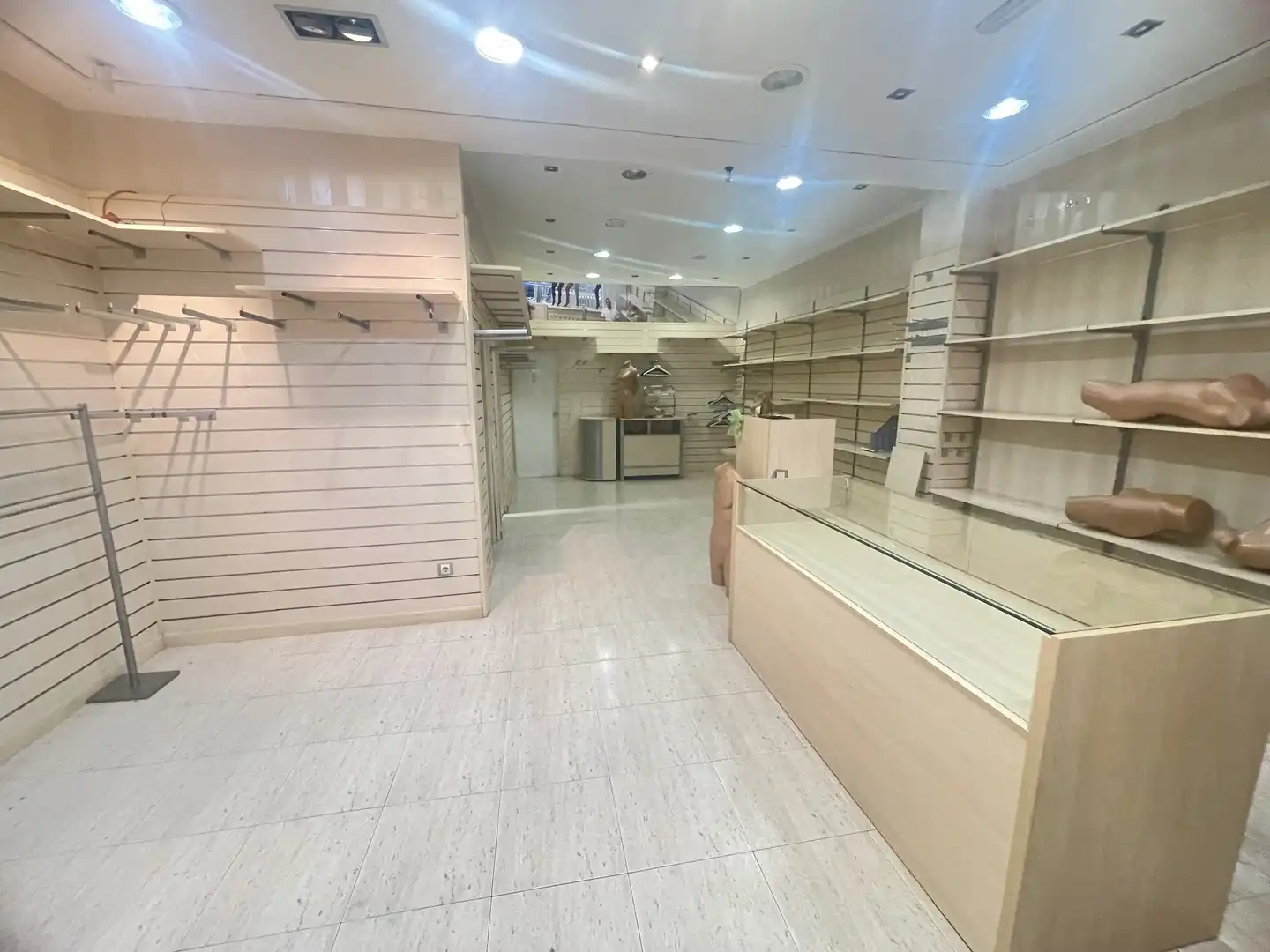 Local comercial en venda a Carrer de la Comtessa de Carlet, imagen 6