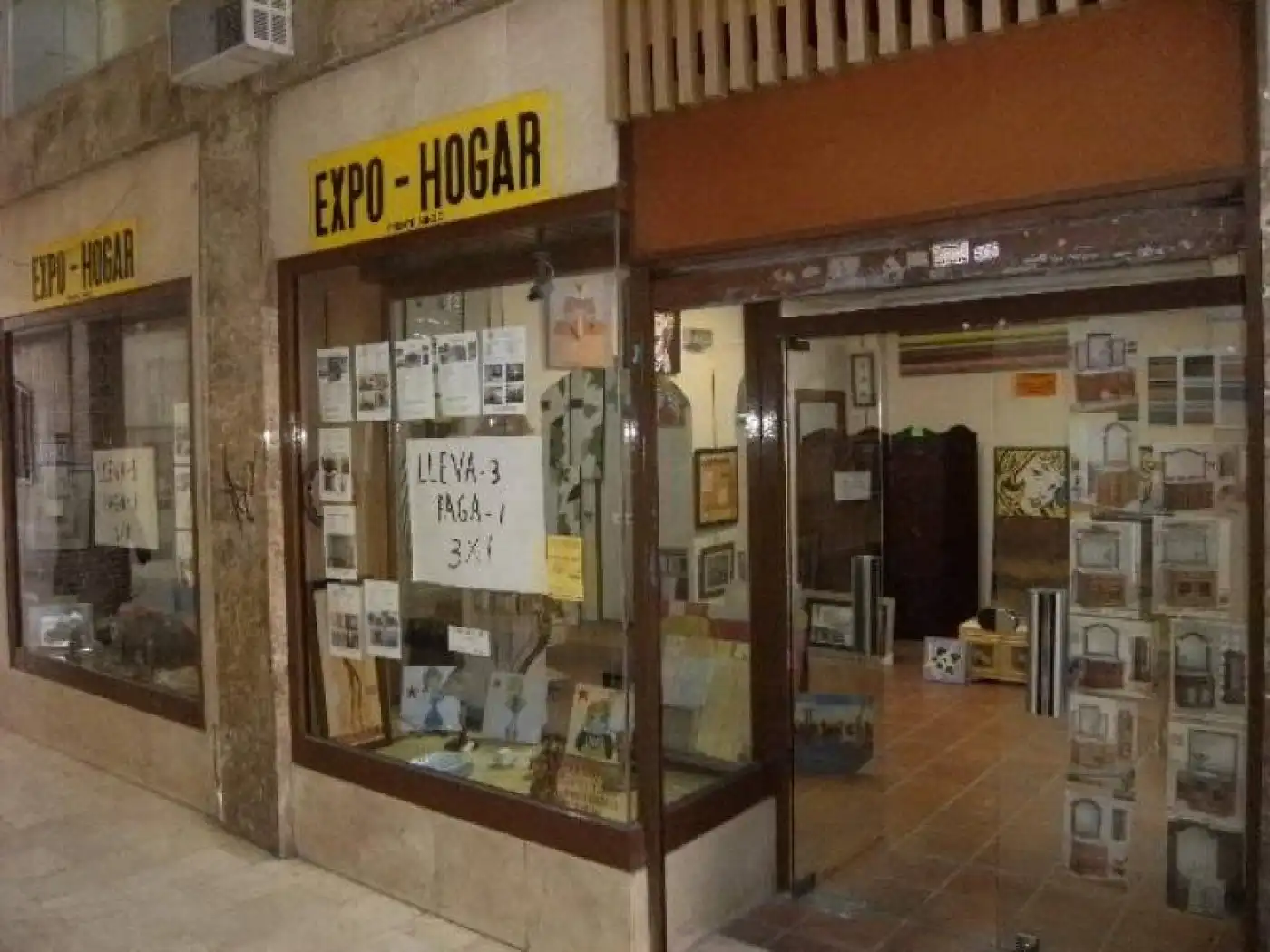 Local comercial de lloguer a Pasaje  ISIDRO SELLER