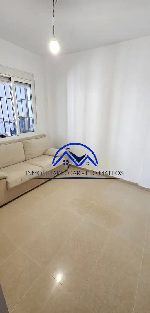 Sala de estar de Dúplex en venta en Sanlúcar de Barrameda con Aire acondicionado, Jardín privado y Trastero