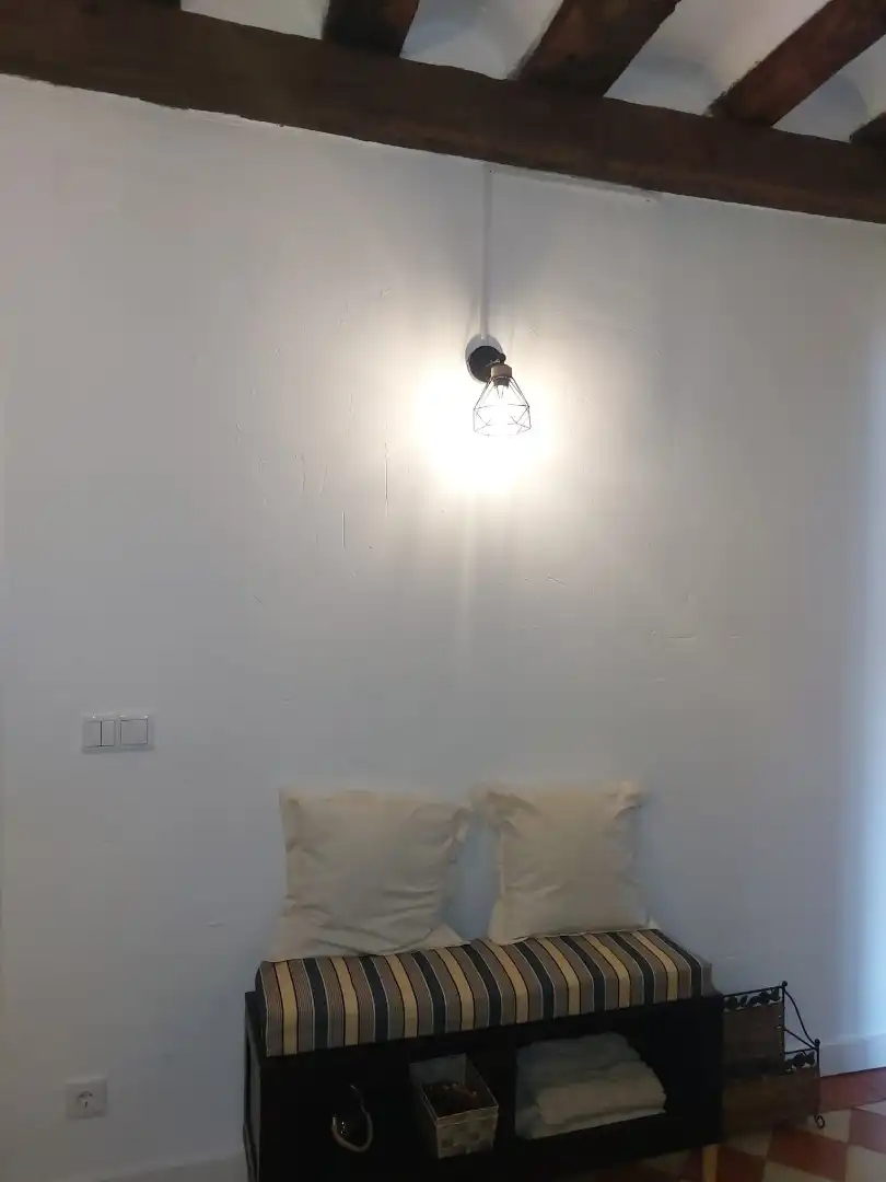 Dormitori de Apartament de lloguer en Cuenca amb Moblat, Forn i Rentadora