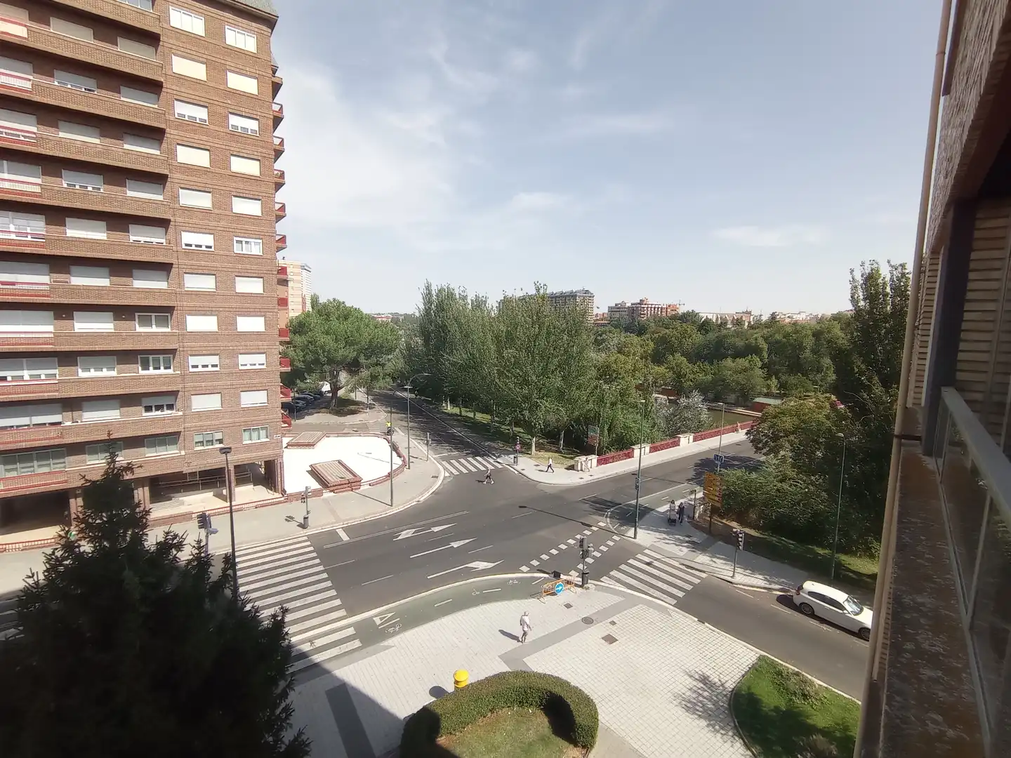 Vista exterior de Pis en venda en Valladolid amb Parquet, Terrassa i Traster