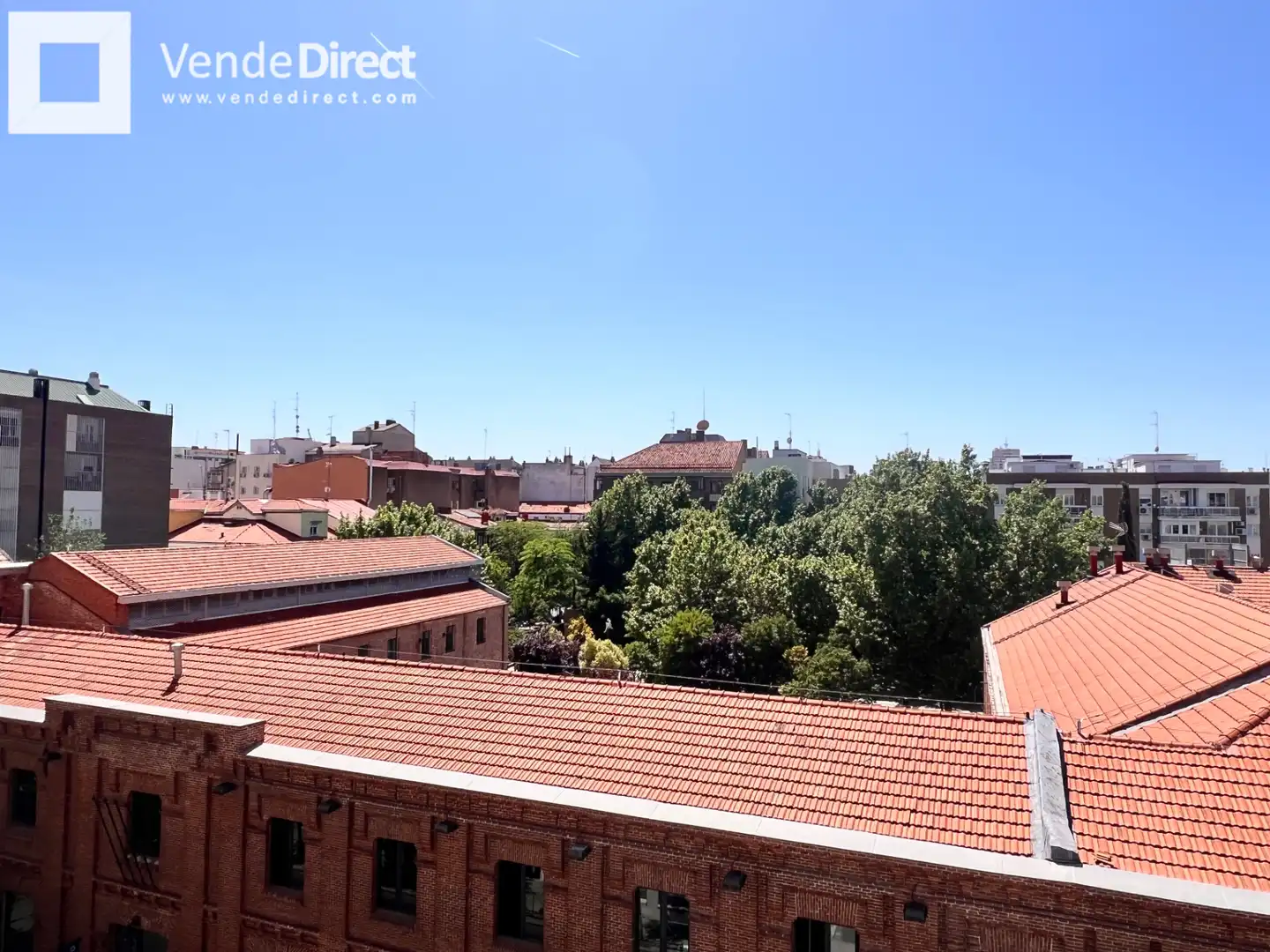 Vista exterior de Piso en venta en Madrid con Trastero, Amueblado y Balcón