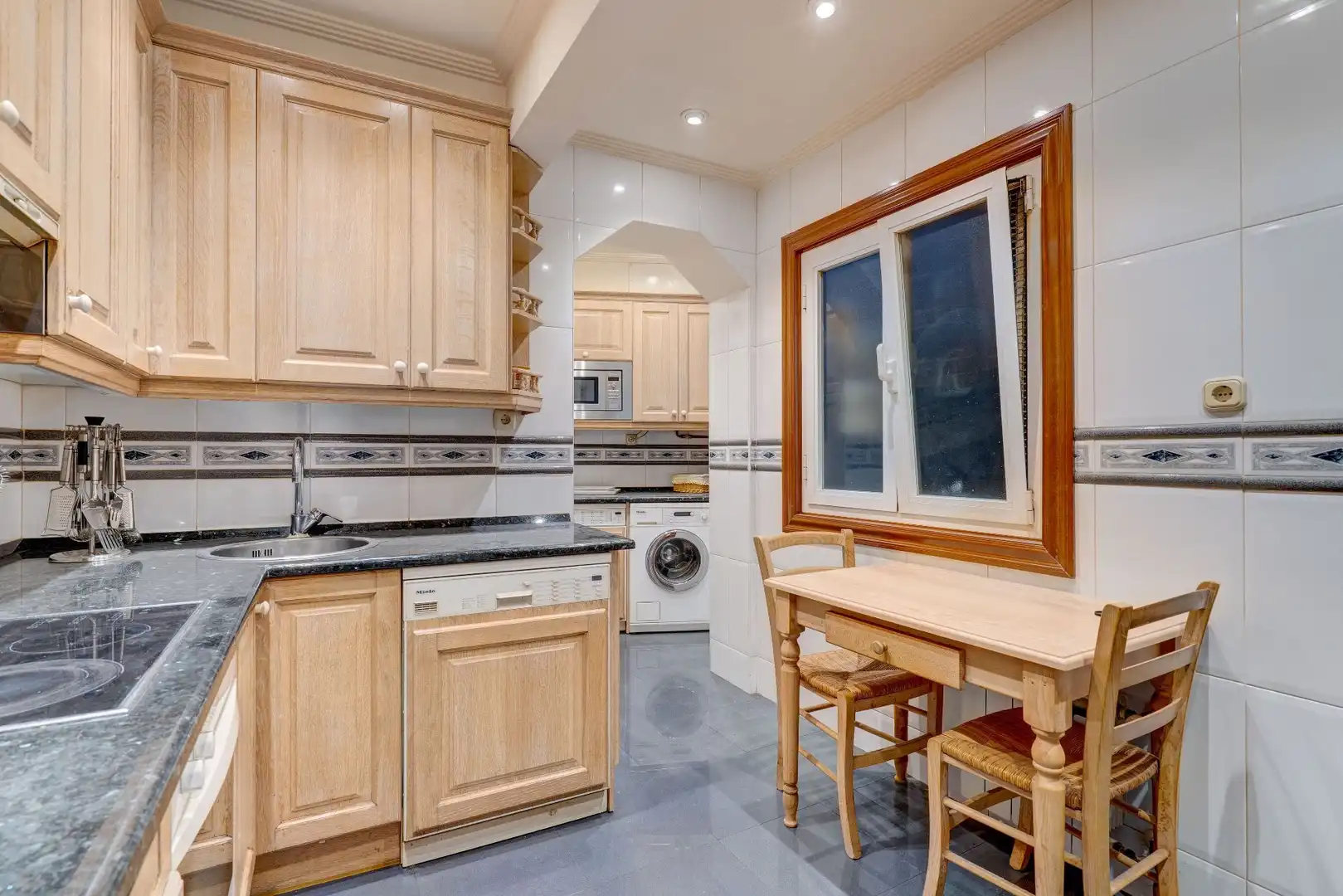 Flat with lift for sale in Amara - Berri, imagen 48