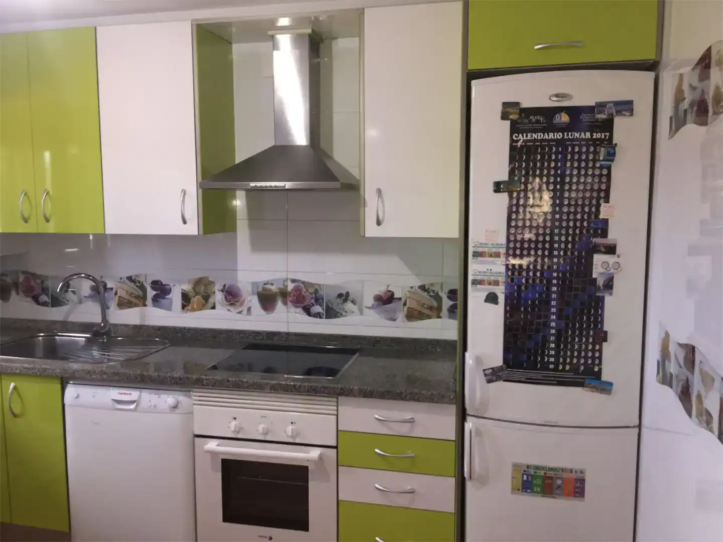 Cocina de Ático en venta en El Torno  con Aire acondicionado, Trastero y Balcón
