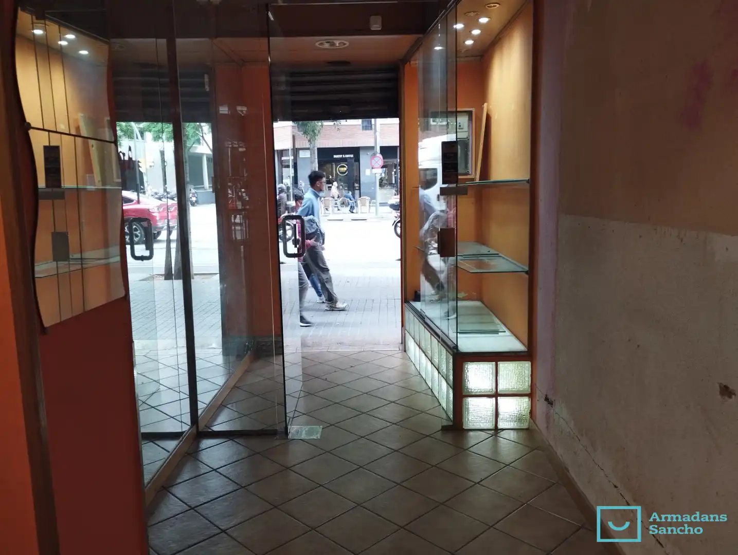 Local comercial en alquiler en Passeig Maragall 88, imagen 3