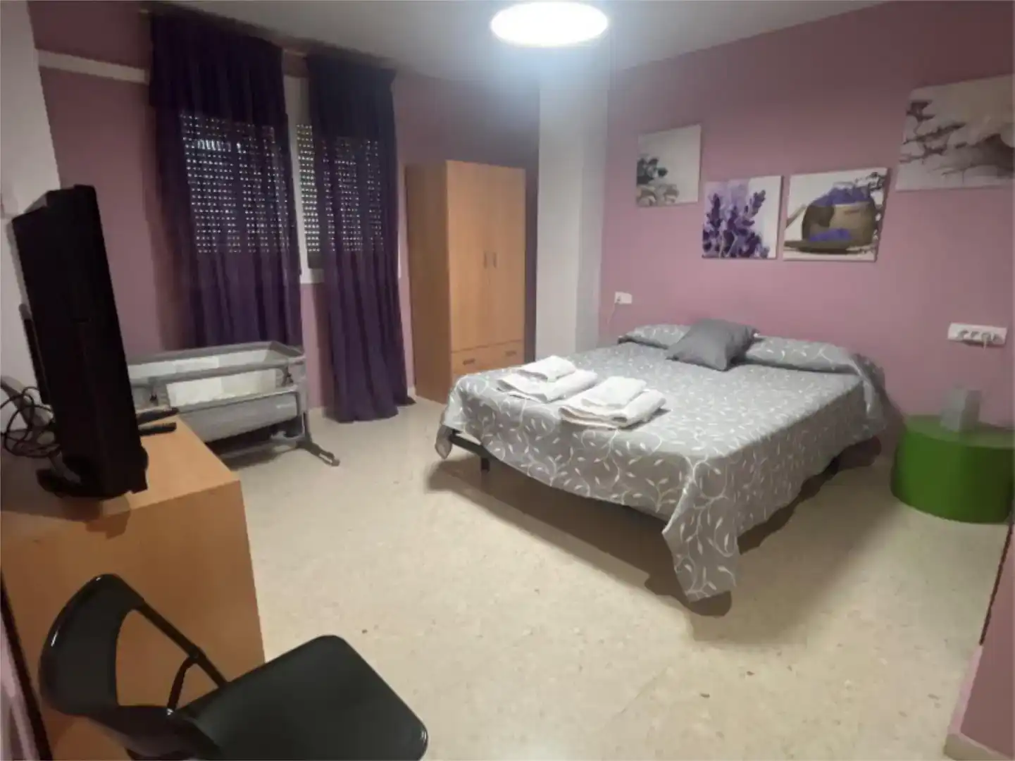 Schlafzimmer von Wohnung zur Miete in Cáceres Capital mit Klimaanlage