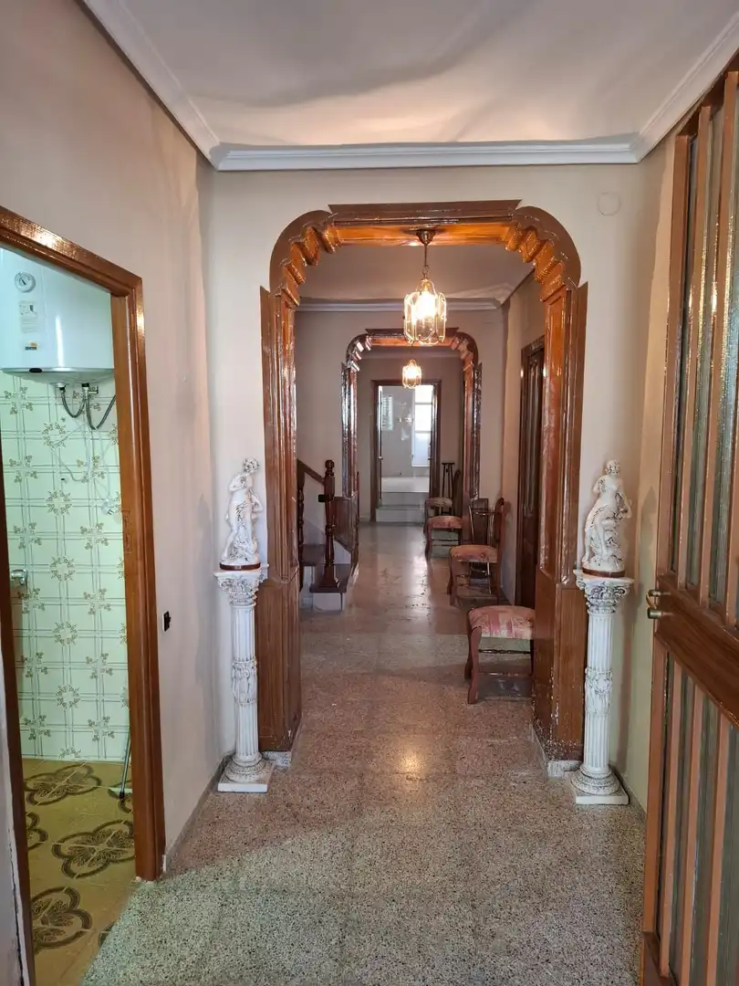Casa adosada en venda en Jabalquinto amb Traster, Piscina i Domòtica