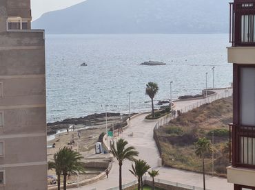 Apartamento con piscina en venta en Avenida Europa 27