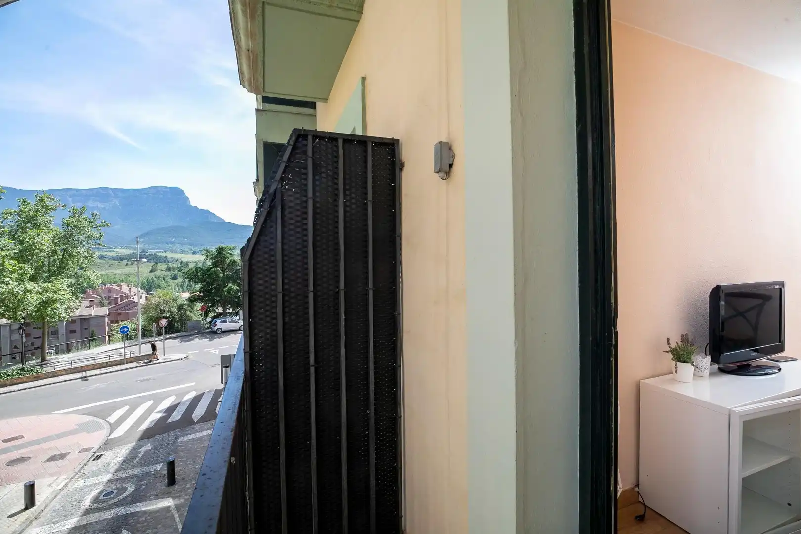 Balcony of Flat for sale in Jaca  with Heating, Parquet flooring and Terrace