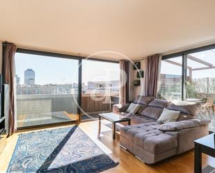 Exterior view of Flat for sale in  Barcelona Capital  with Air Conditioner, Heating and Private garden