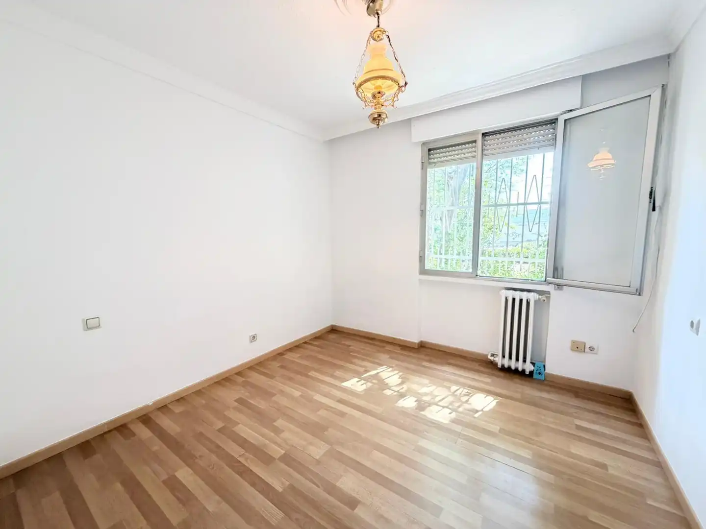 Habitación de Piso en venta en Madrid con Calefacción, Jardín privado y Parquet