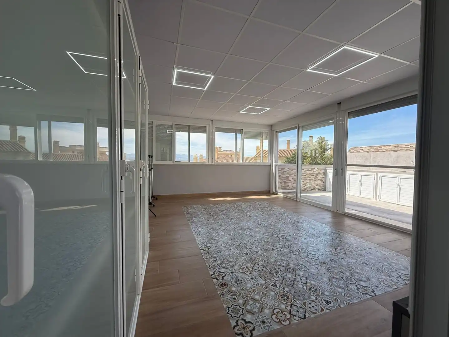 Sala d'estar de Àtic en venda en Vélez-Málaga amb Aire condicionat, Terrassa i Piscina comunitària