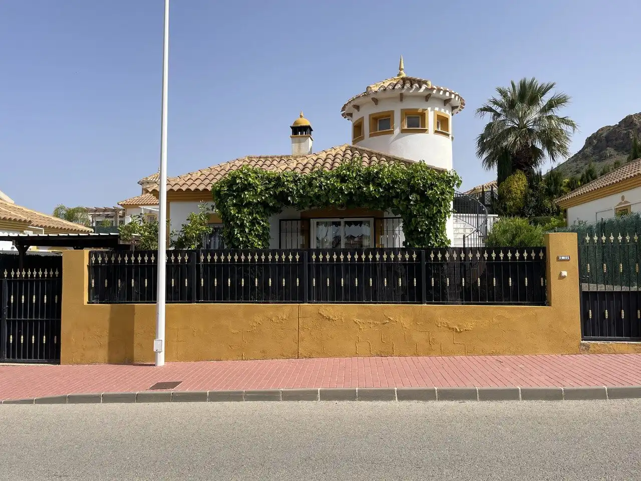 Exterior view of Houses for sale in Mazarrón  with Private garden and Internet