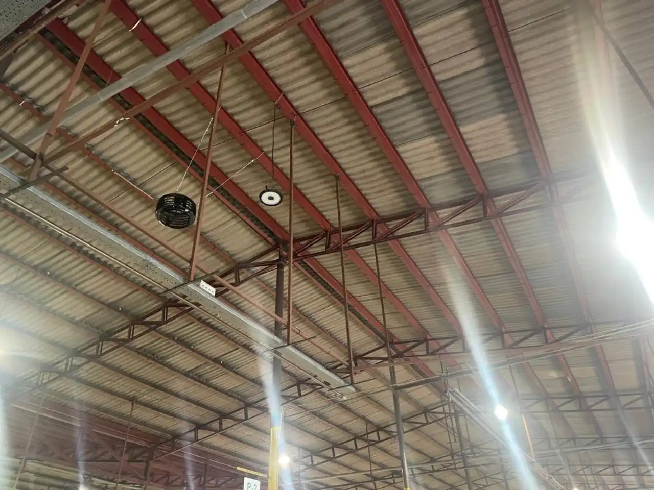 Vista exterior de Nave industrial en venta en Montmeló