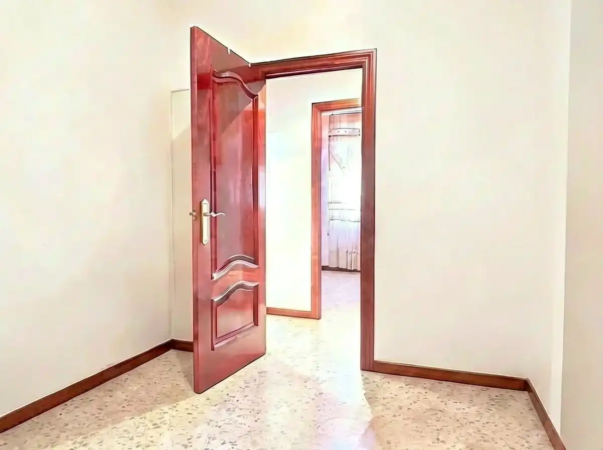 Wohnung mit Aufzug zum Verkauf in Avinguda d'Isabel la Catòlica, imagen 16