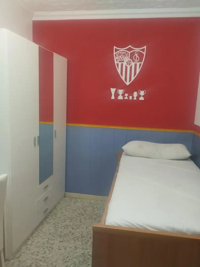 Bedroom of Flat for rent in Utrera  with Air Conditioner and Furnished