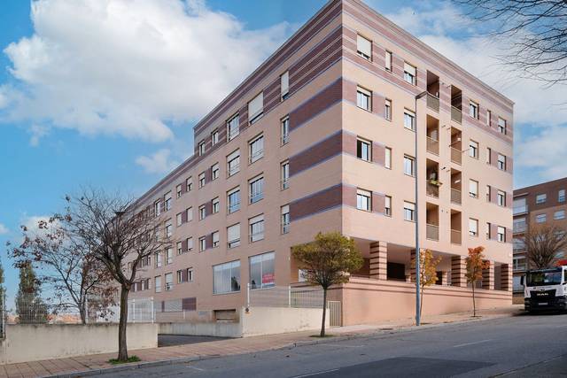 Piso en Venta en C/ Alcalde Bravo García en Tejares - Chamberí - Alcades