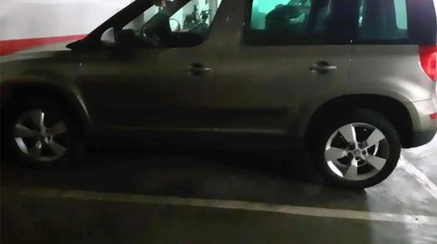 Foto 2 de Garaje en venta en Luis Petralanda Kalea, 2, Kalero - Basozelai, Basauri