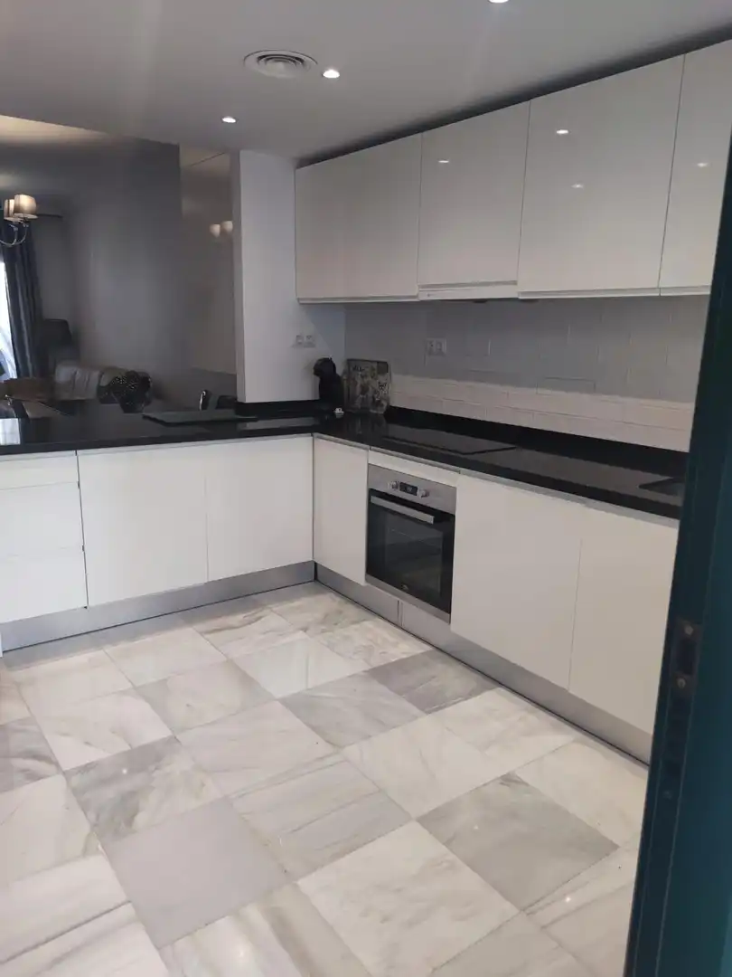 Apartament amb piscina en venda a Nueva Andalucía, imagen 6