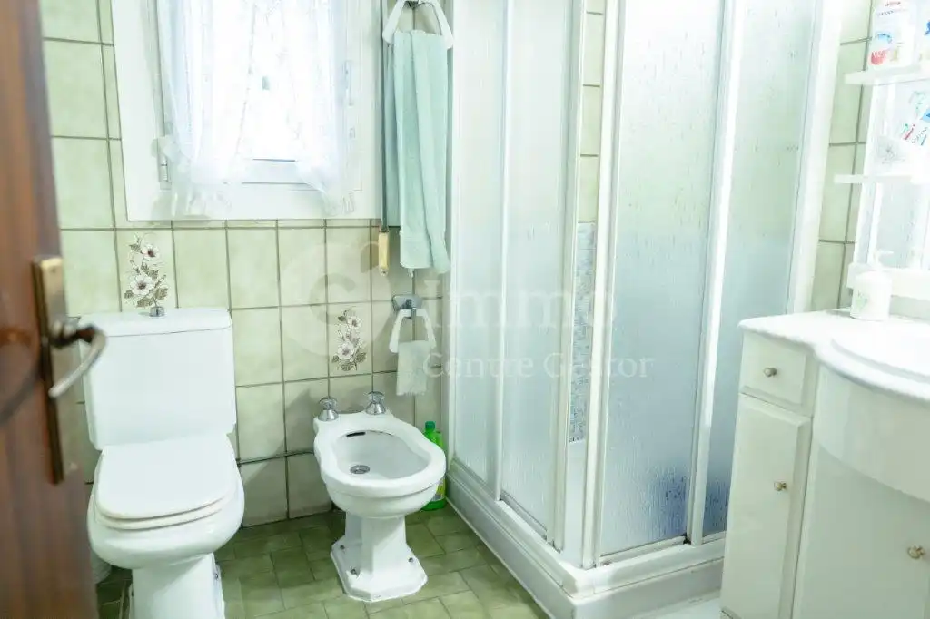 Baño de Piso en venta en Lleida con Aire acondicionado y Terraza
