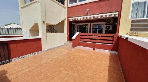 iexclVENTA DE CASA ADOSADA DE 2 DORMITORIOS EN ORIHUELA COSTA!Te presentamos esta encantadora casa adosada en venta en Orihuela Co