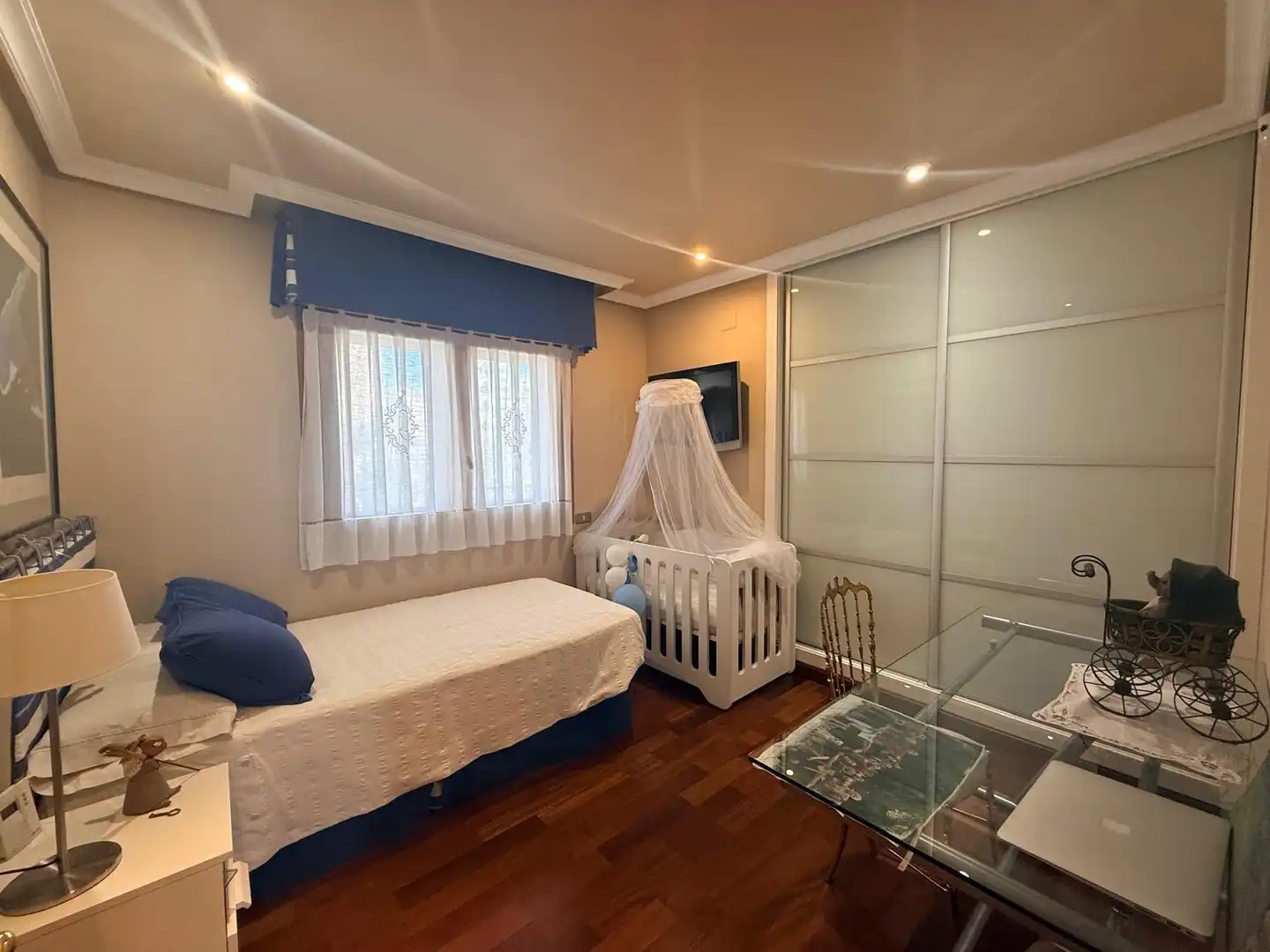Schlafzimmer von Wohnung zum Verkauf in Benidorm mit Klimaanlage, Terrasse und Abstellraum