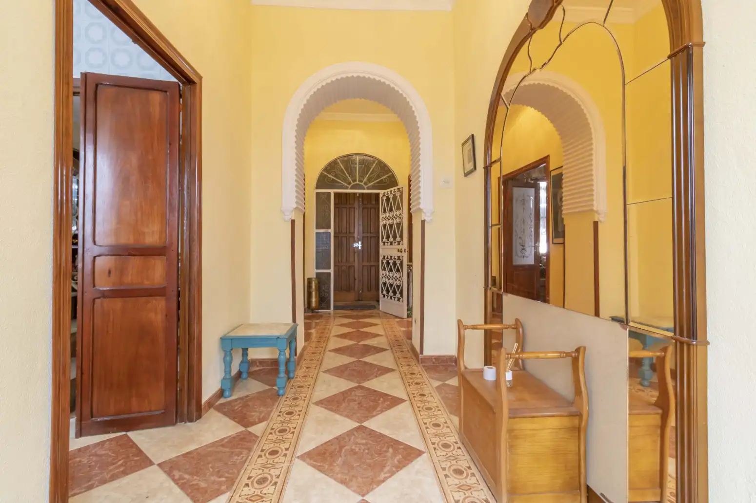 Casa adosada en venda en Villanueva del Río y Minas amb Aire condicionat, Terrassa i Balcó