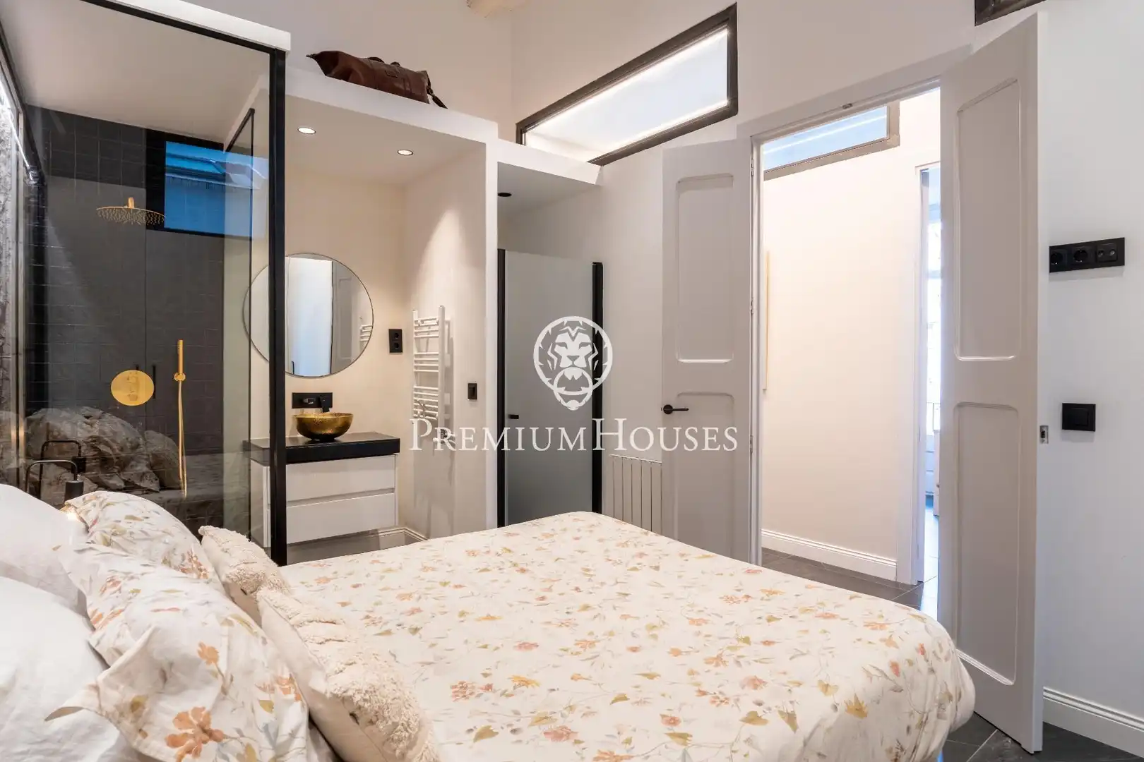 Bedroom of Flat for sale in Vilanova i la Geltrú  with Air Conditioner, Heating and Terrace