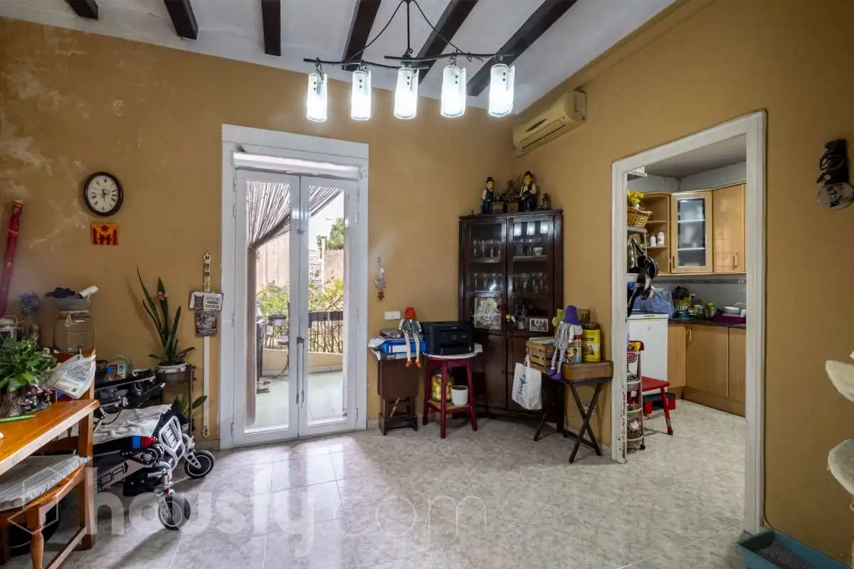 Haus oder Chalet zum Verkauf in Barcelona mit Klimaanlage, Privatgarten und Terrasse