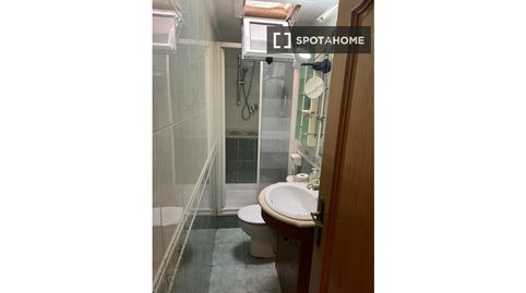 Foto 4 de Habitació a El Besós i el Maresme, Barcelona Capital