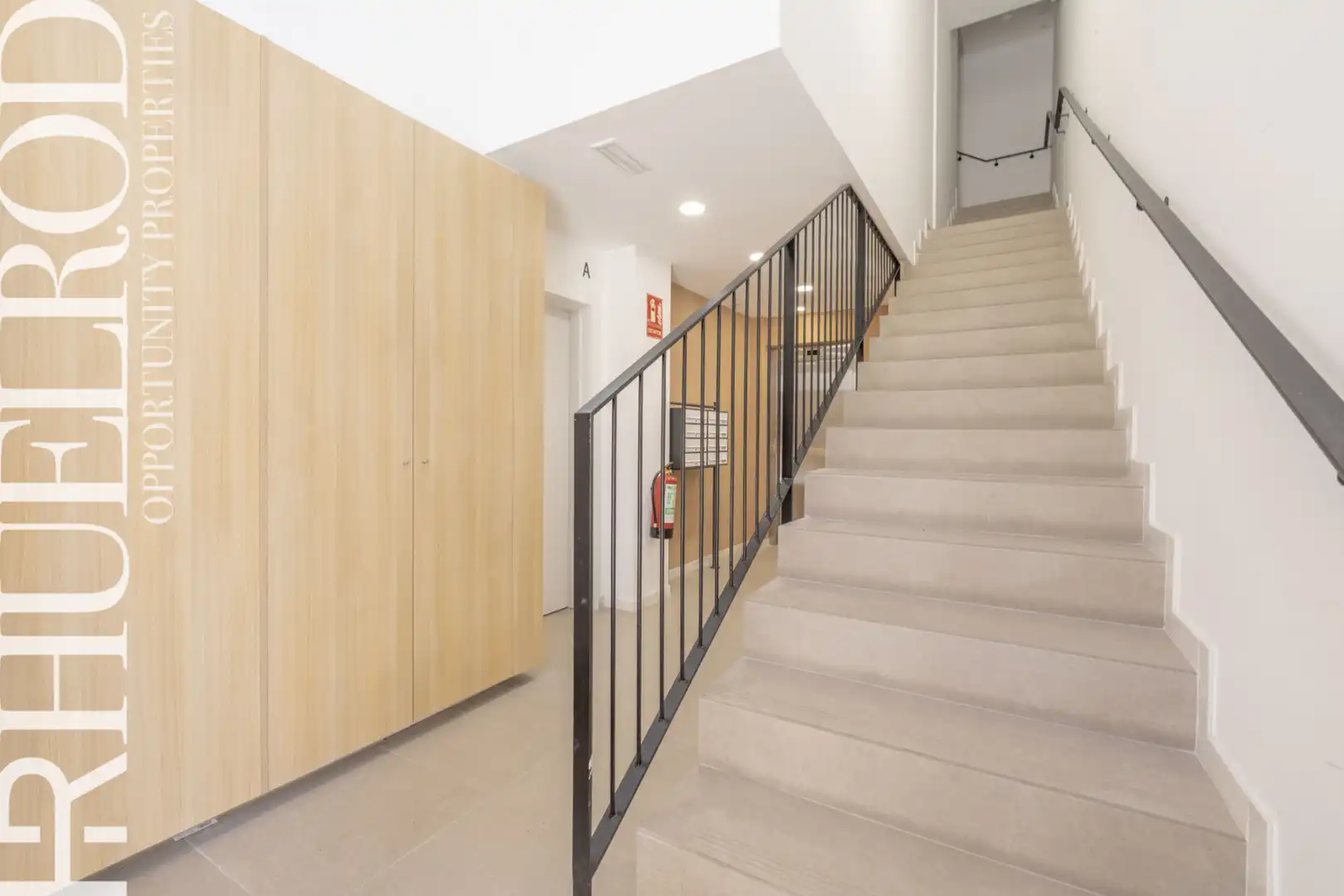 Maisonette zum Verkauf in Badalona mit Klimaanlage, Heizung und Parkett
