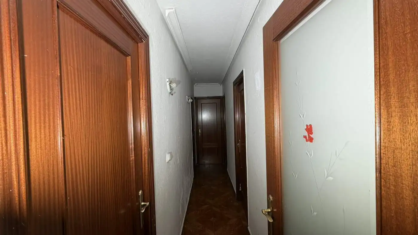 Piso en venta en Parla con Calefacción y Terraza