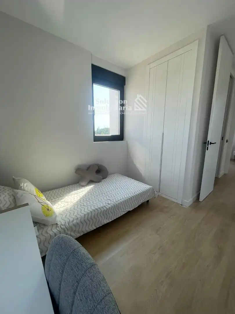 Casa adosada en venta en CALLE PEÑALARA, 14, Carbajosa de la Sagrada