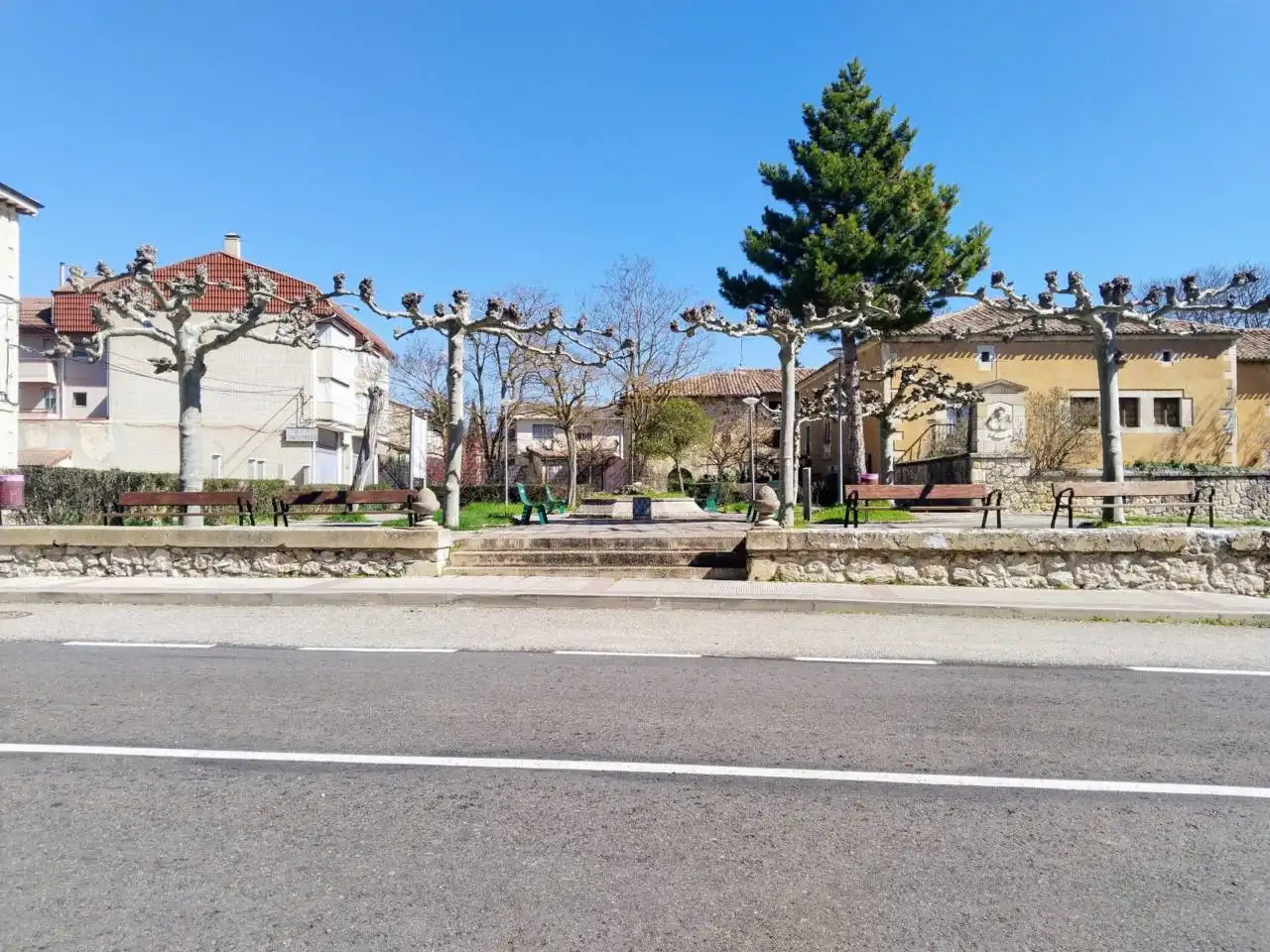 Außenansicht von Wohnung zum Verkauf in Merindad de Cuesta-Urria mit Heizung, Abstellraum und Möbliert